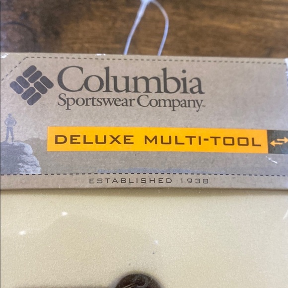 Columbia Deluxe Multi-Tool - Picture 3 of 8